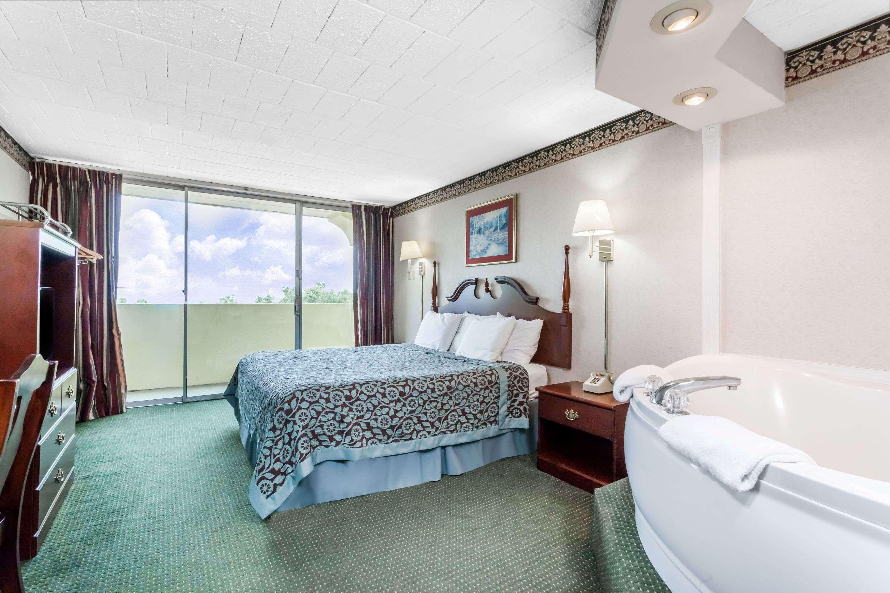 Days Inn By Wyndham Tannersville Exteriör bild